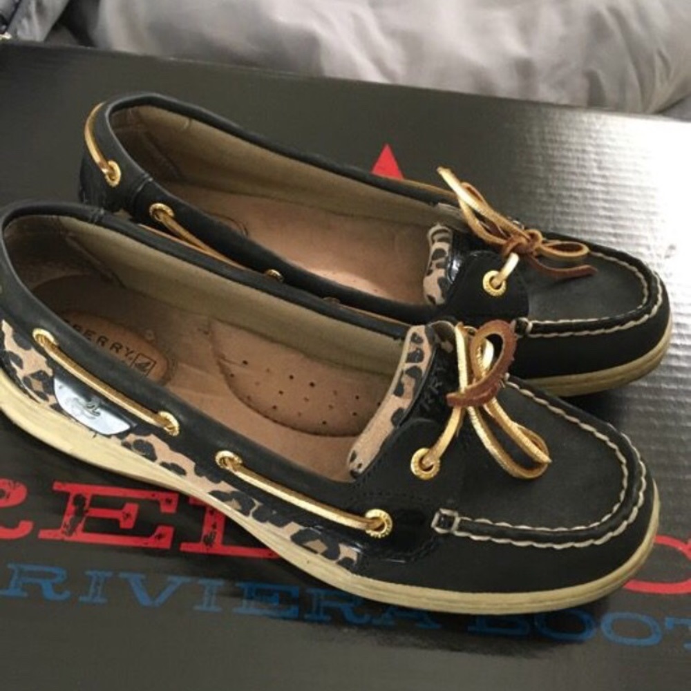 Cheetah Sperry’s size 7 1/2